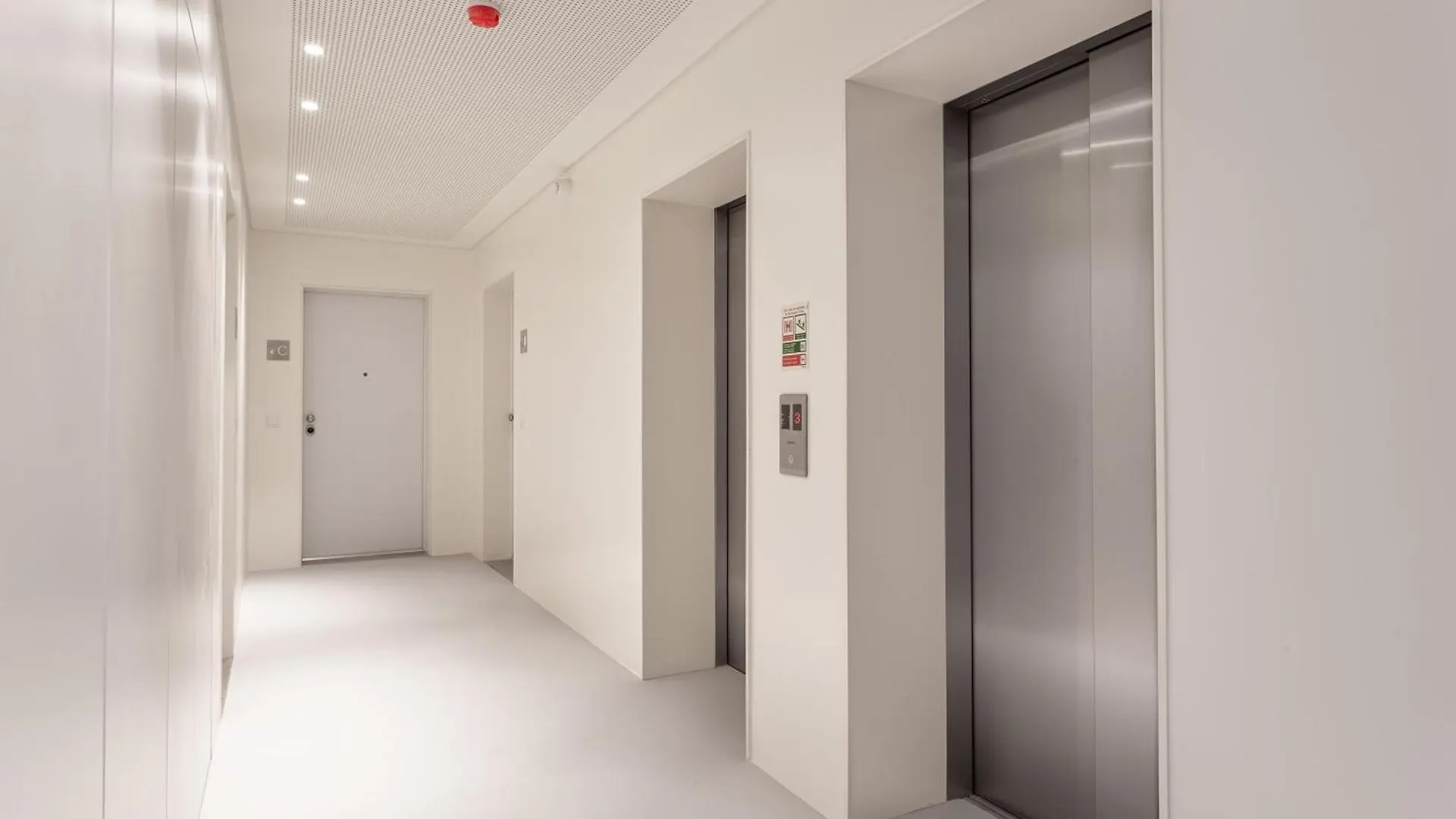 Joivy Chic Apt With Balcony Near Liberdade Avenue Lisboa