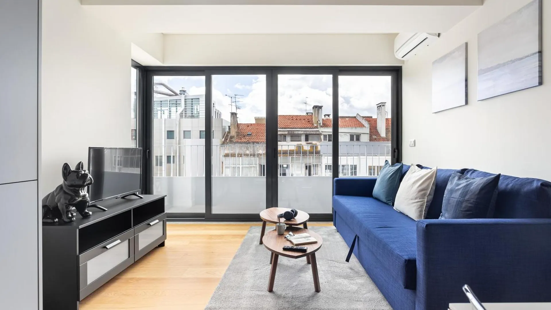Joivy Chic Apt With Balcony Near Liberdade Avenue Lisboa 0*,  البرتغال