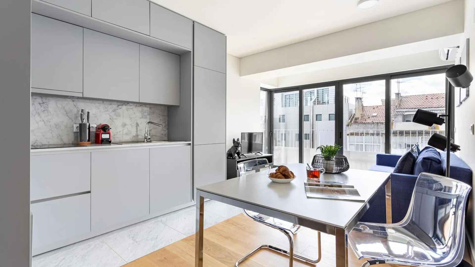 Joivy Chic Apt With Balcony Near Liberdade Avenue Lisboa 0*,